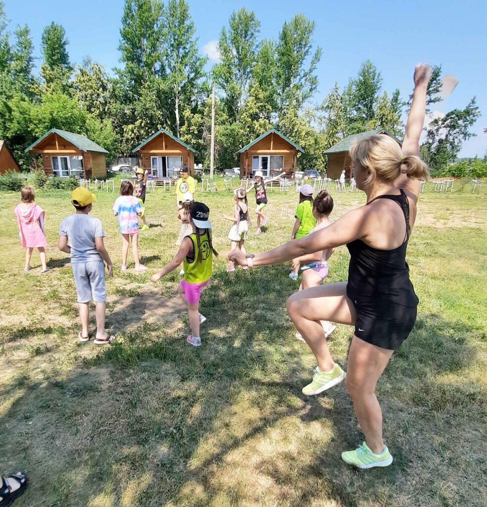 Фитнес и свежий воздух: жительница Сосновского района рассказала о необычных выходных