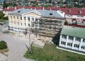 Здание бывшей школы обретает первоначальные черты