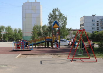 Полицейские Сосновского района вернули ребенку украденный телефон