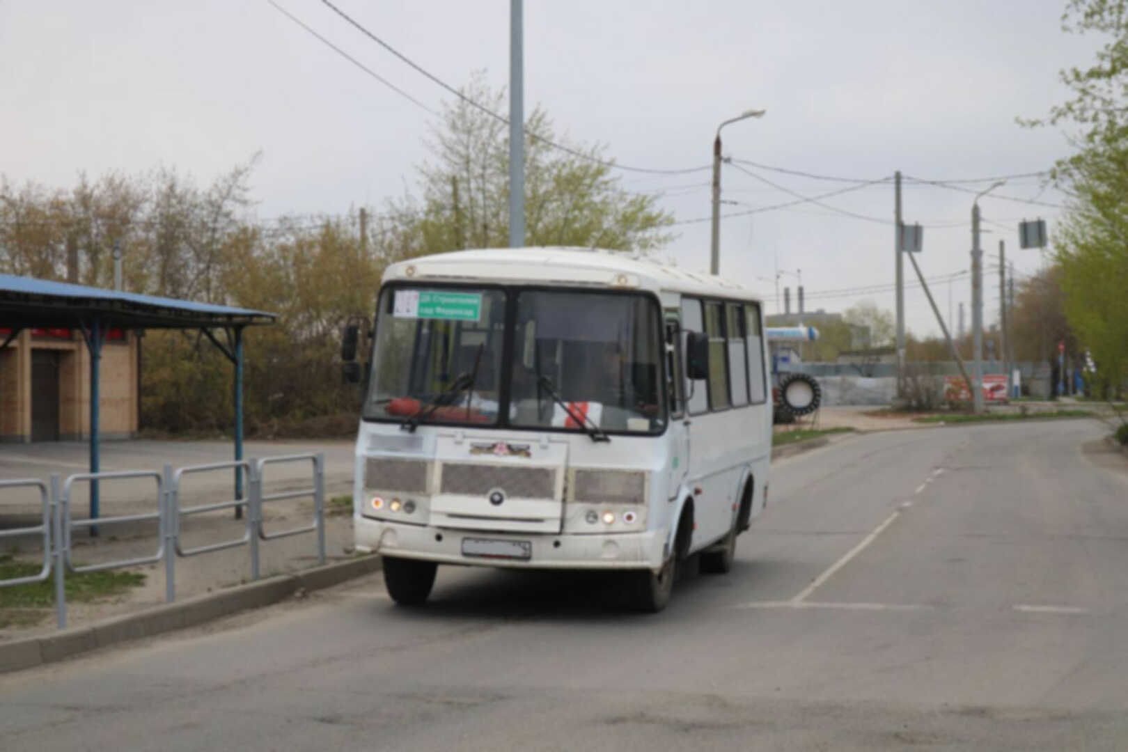 66 маршрутка челябинск. Маршрутный автобус. Автобусы небольшие пассажирские. Автобус большой.