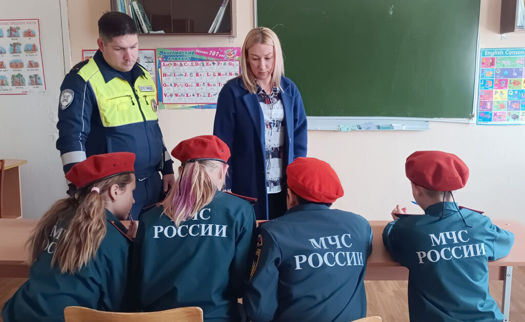 Школьники из Сосновского района соревновались в конкурсе "Безопасное колесо"
