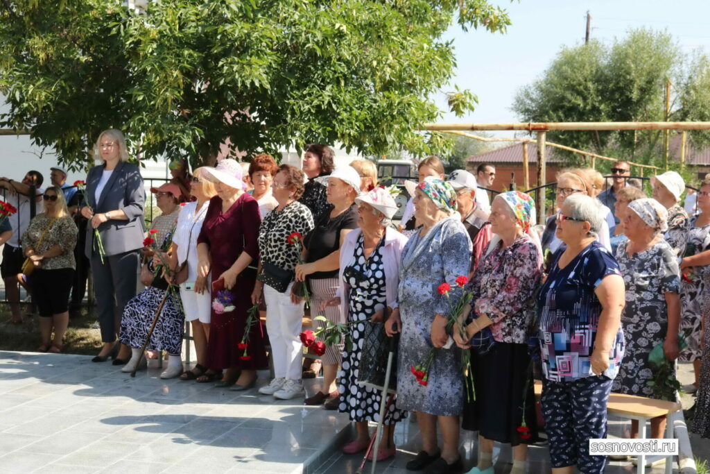 В Кременкуле открыт памятник труженикам тыла и детям войны