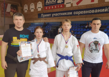 Рощинские дзюдоисты получили две путевки на первенство УрФО