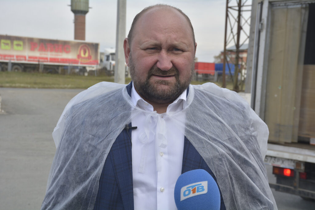 «Равис» отправил партию мясных консервов на Донбасс