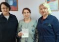 Иностранцам вручили российские паспорта