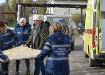Под грохочущим небом Донбасса