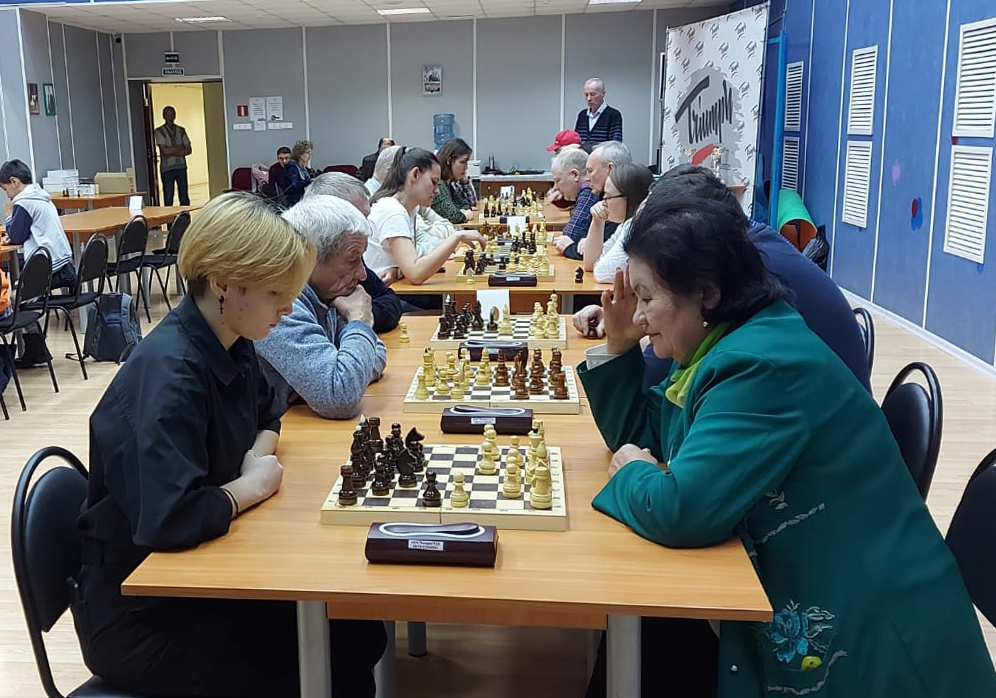 Спортсмены Сосновского района встретились за шахматной доской