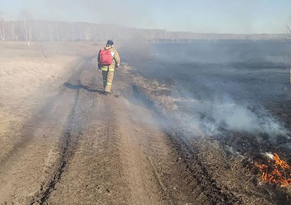Не поддаваясь панике: в Трубном добровольцы боролись с огнем до приезда пожарных