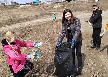 Баландинские ученики засучили рукава