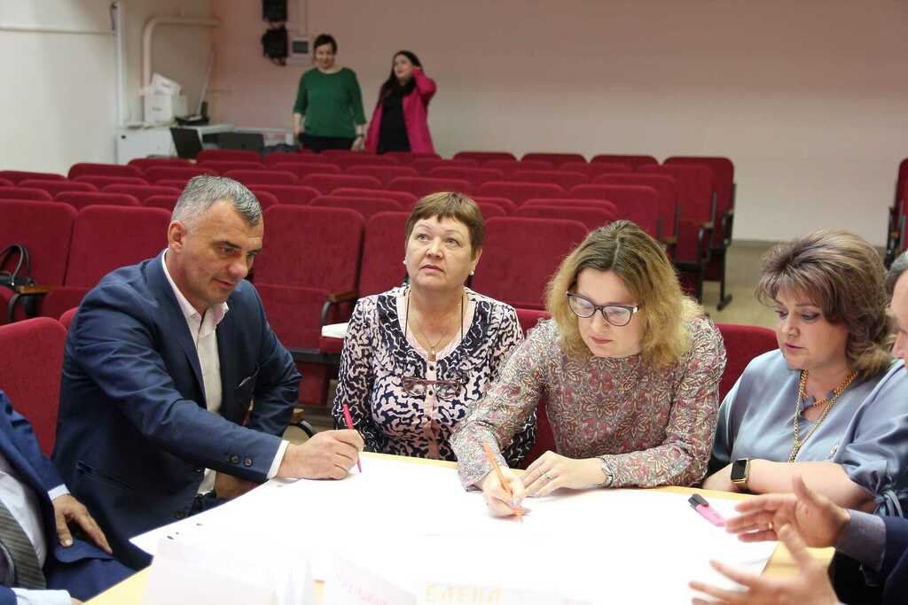 Главы поселений Сосновского района боролись за звание лучшего главы в областном конкурсе