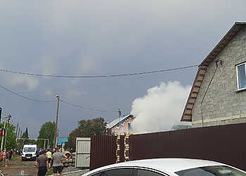 В Полетаево сгорела баня