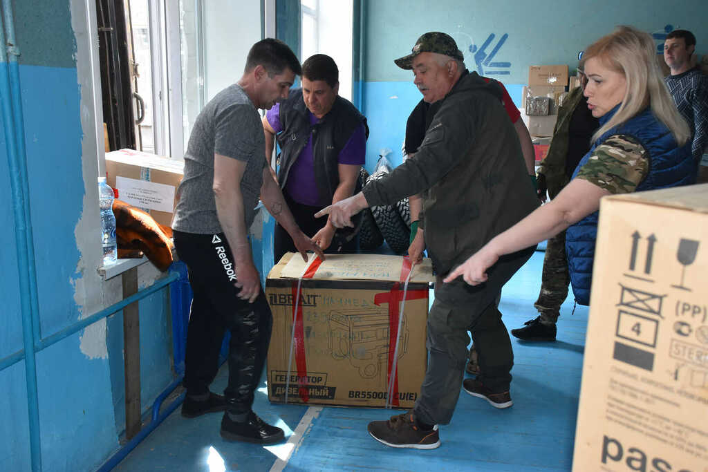 Волонтеры из Сосновского района и Челябинска увезли очередной гуманитарный груз в зону СВО