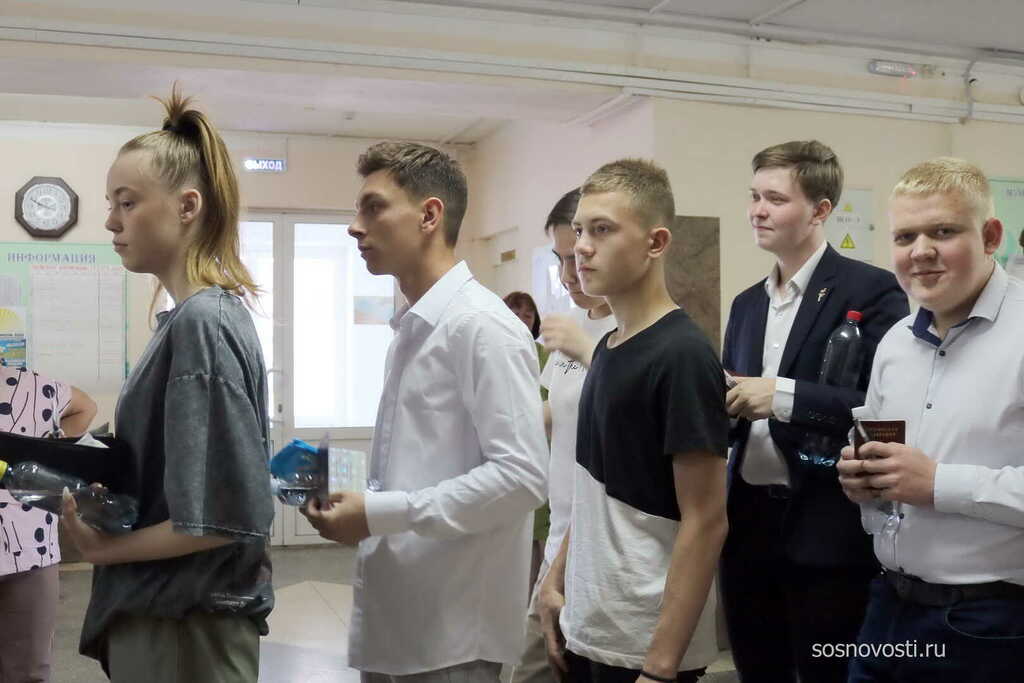 Одиннадцатиклассники Сосновского района сдали единый экзамен по русскому языку