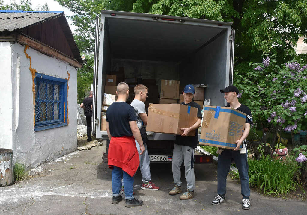 Волонтеры из Сосновского района и Челябинска увезли очередной гуманитарный груз в зону СВО. Часть вторая.