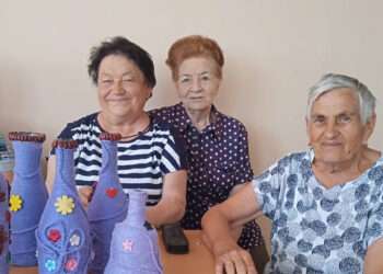 От зарядки к творчеству: ветераны из Томинского занимались в группе здоровья
