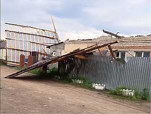 Град, ураган и пострадавший пони: в Сосновском районе разгулялась стихия