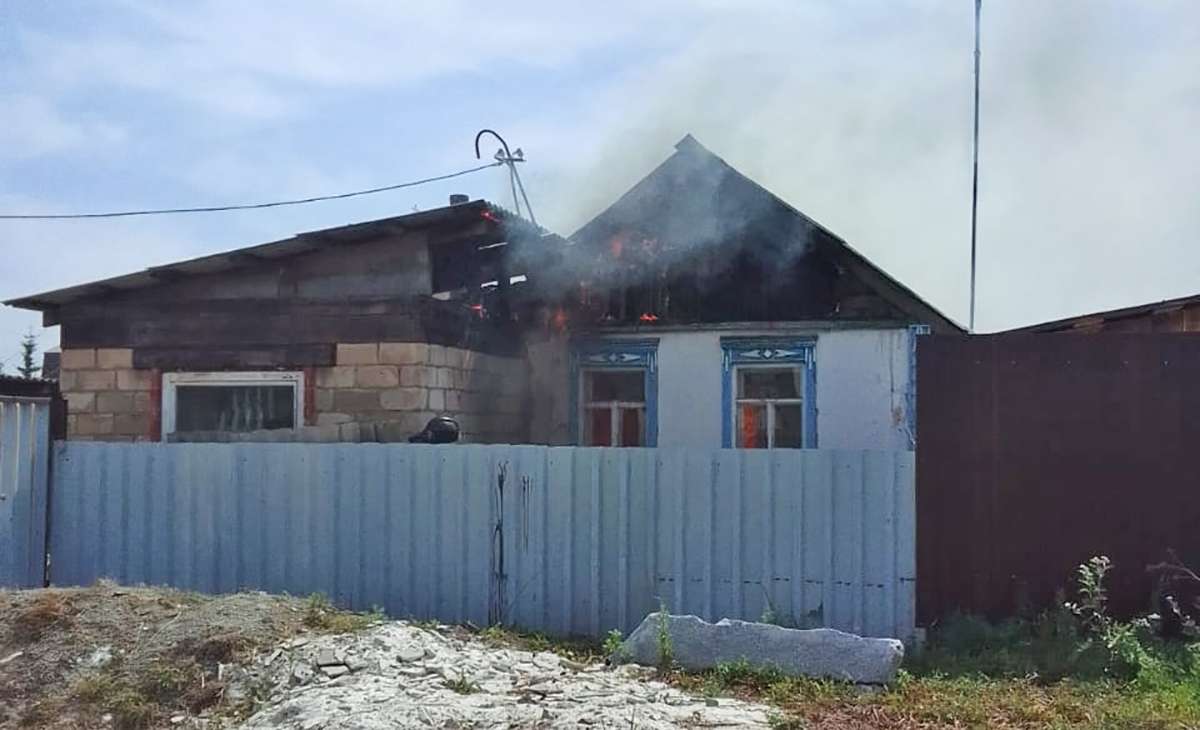 В Полетаево загорелся деревянный дом - Сосновская Нива