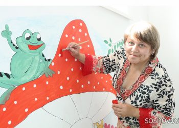 Портал в сказку: в подъезде села Долгодеревенского появились герои детских книг