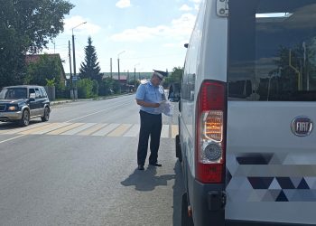 В Сосновском районе сотрудники ГИБДД проверят автобусы