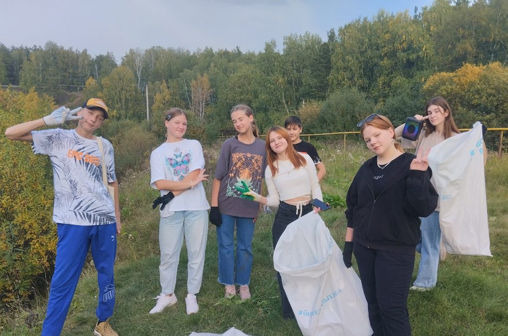 Сосновские школьники собрали 100 мешков мусора на Касаргах