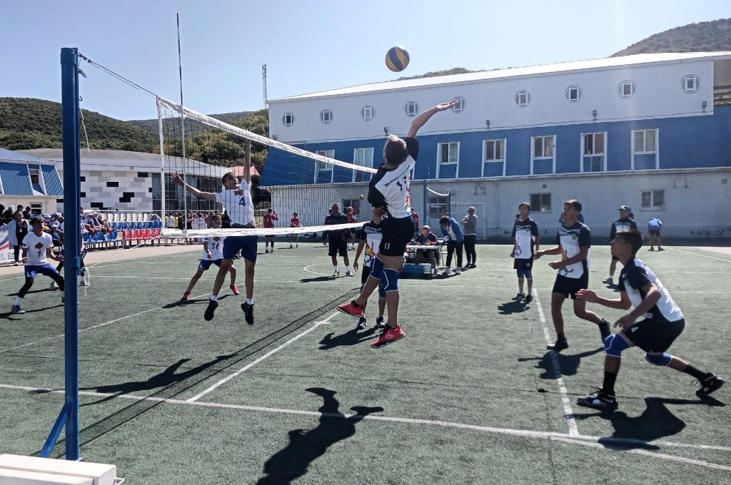 Кременкульские школьники играют в финале Президентских спортивных игр