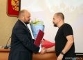 Семьям сосновских бойцов передали благодарность от командира бригады