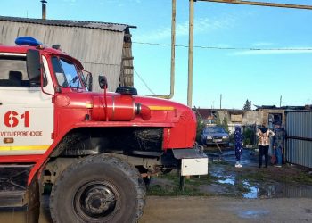 В Касаргах загорелся дом и надворные постройки