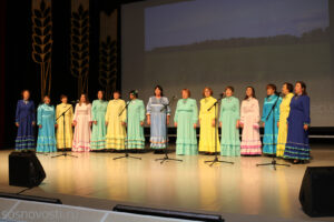 Самых поющих педагогов Сосновского района определили на «Битве хоров»