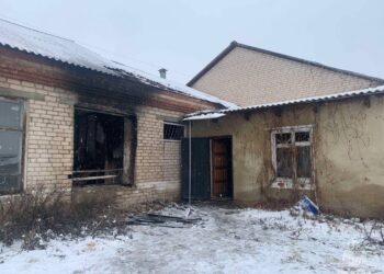 В Мирном мужчина погиб при пожаре