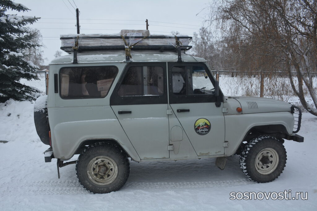 От продуктов до автомобилей: гуманитарный груз из Сосновского района доставлен