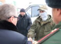 Новый автомобиль для фронта передали защитнику из Сосновского района