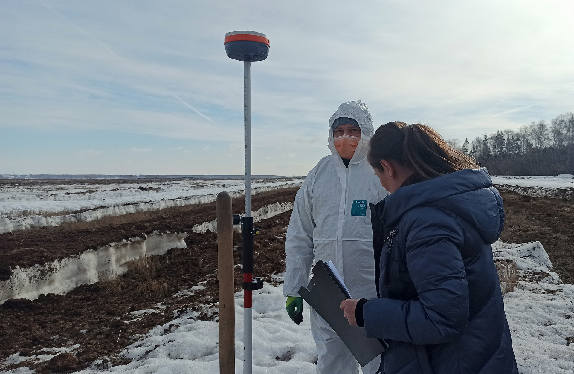 Сельхозпредприятие наказали за загрязнение земли в Сосновском районе