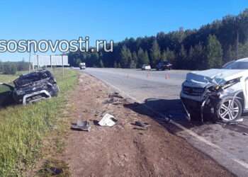 Не уступил дорогу: в Сосновском районе водитель попал в больницу после ДТП