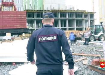 На стройках Сосновского района полицейские проверили мигрантов