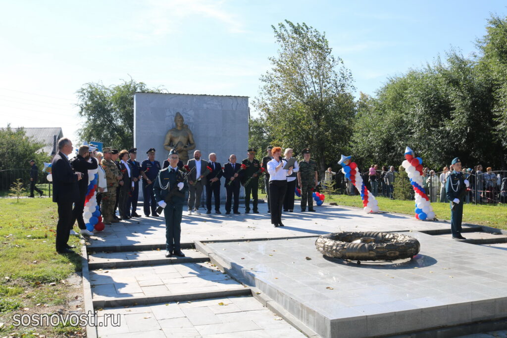 На мемориале в Кременкуле зажгли Вечный огонь