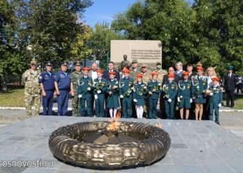 На мемориале в Кременкуле зажгли Вечный огонь