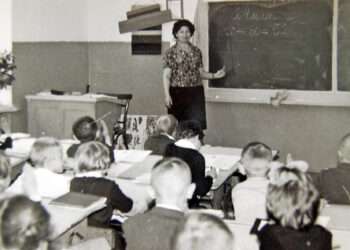 За плечами целый век: жительница Рощино отметила столетний юбилей