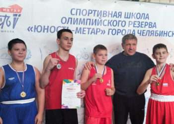 Рощинские спортсмены победили в боксерском турнире