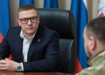 Алексей Текслер поздравил южноуральцев с Днем защитника Отечества
