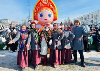В Рощинском сельском поселении ярко и шумно отметили Масленицу
