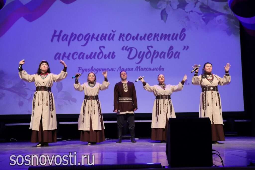 В Сосновском районе наградили сотрудников органов местного самоуправления