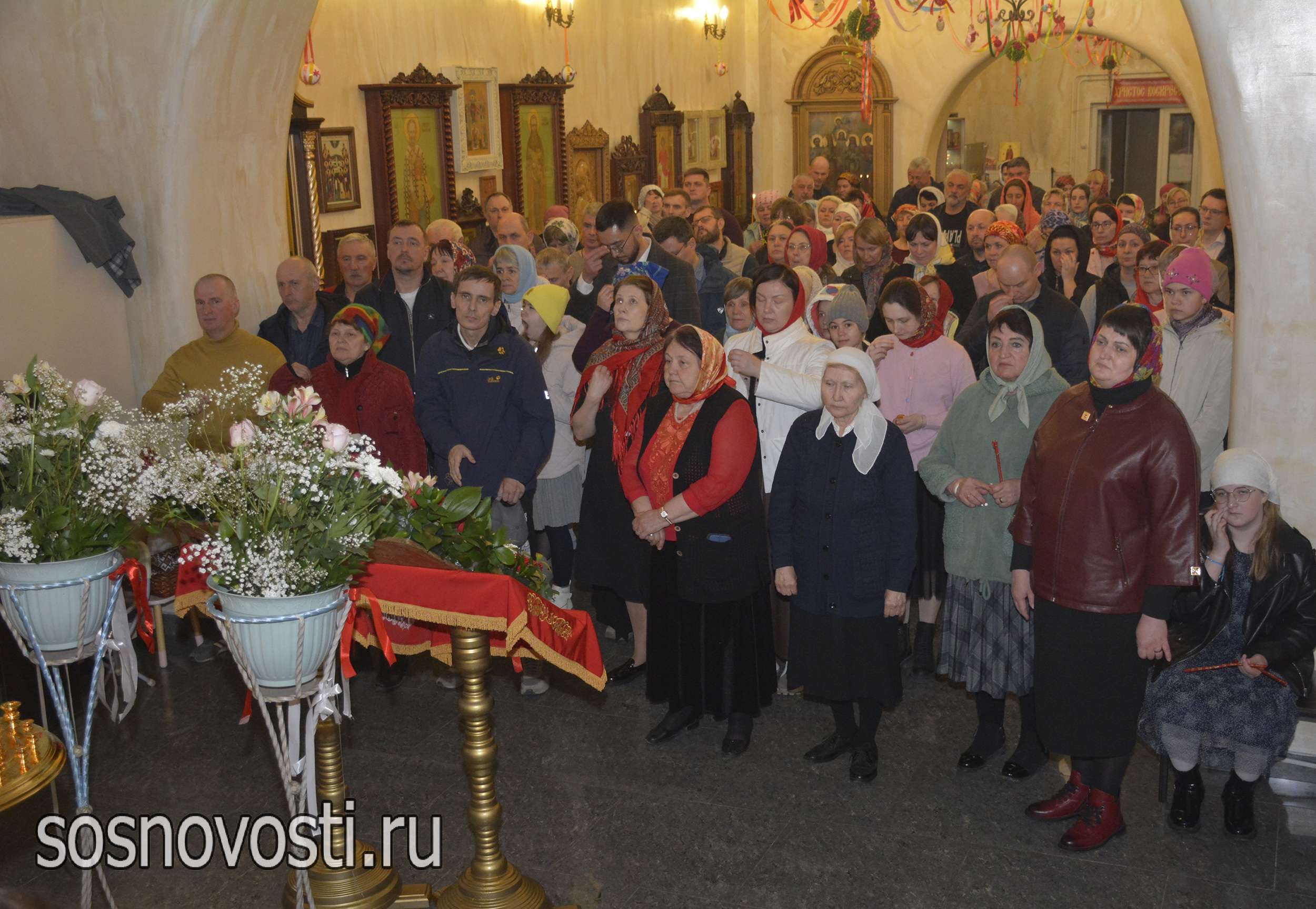 В Долгодеревенском прошел крестный ход и Пасхальная литургия