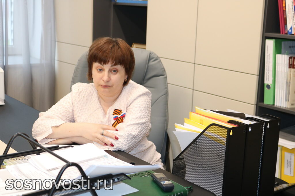 Зашел я ночью в библиотеку