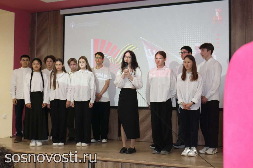 Зашел я ночью в библиотеку