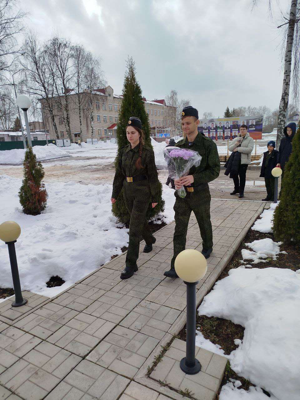 (без названия)