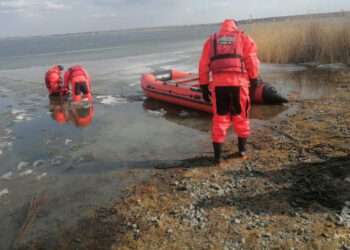 На озере Сосновского района утонул рыболов
