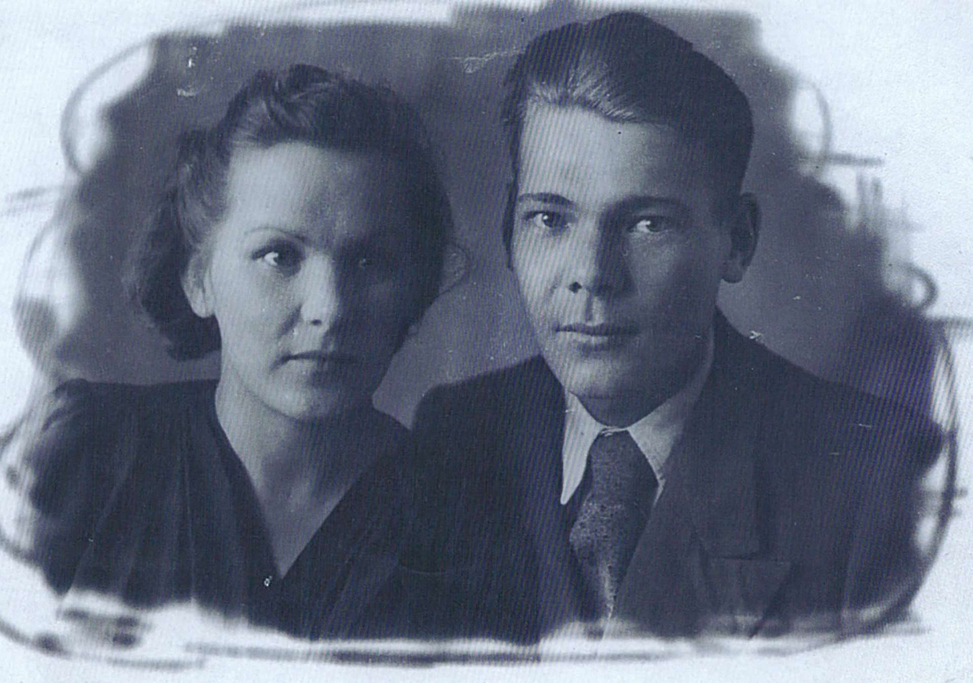 На земле нет семьи такой, где б не памятен был свой герой...
