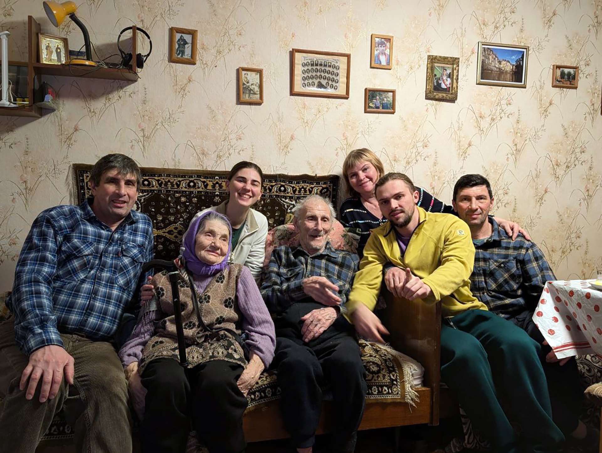 Девять сосновских супружеских пар наградили знаком отличия «Семейное счастье»
