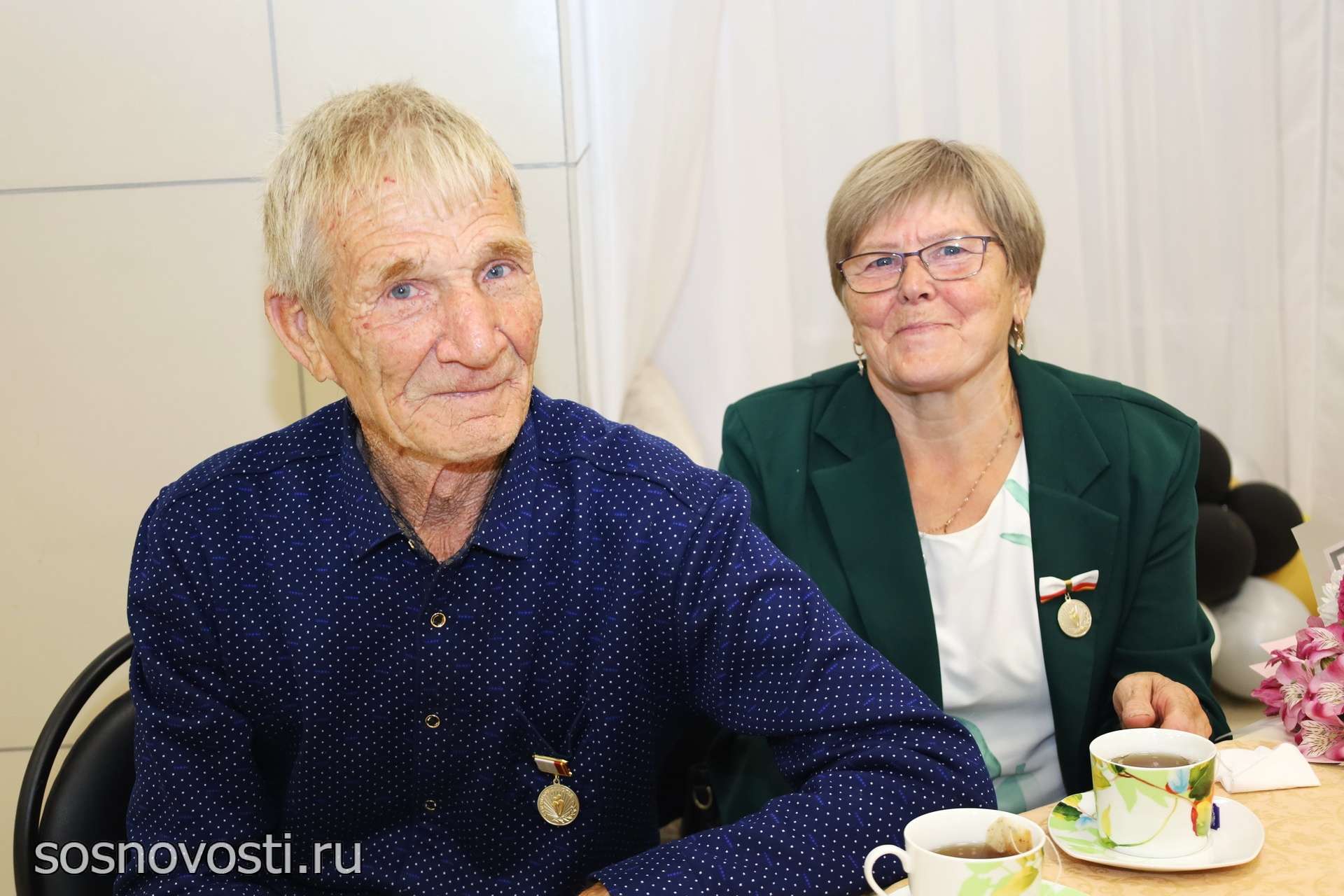 Будь со мной всегда: пары из Сосновского района наградили знаками отличия «Семейное счастье»