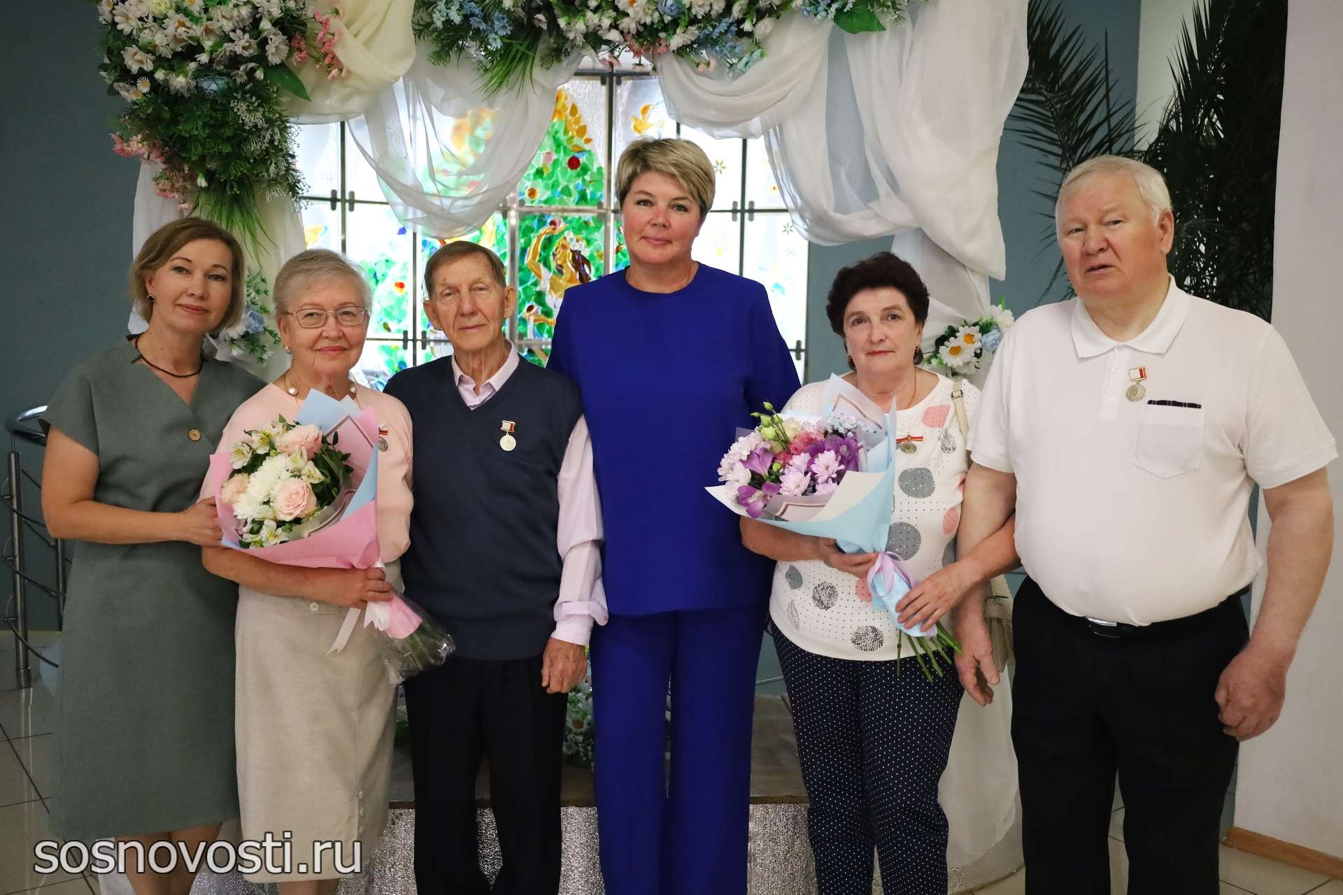 Будь со мной всегда: пары из Сосновского района наградили знаками отличия «Семейное счастье»